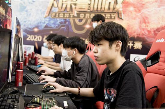 曦的顶梁柱 曦的顶梁柱