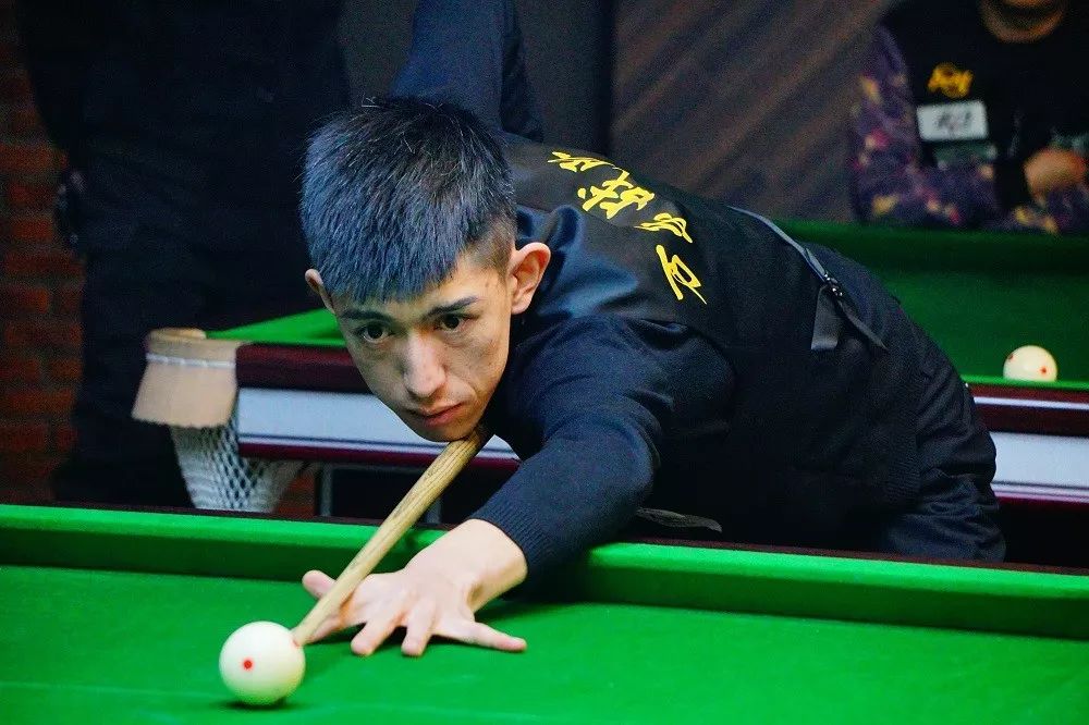 也在球迷中 也在球迷中