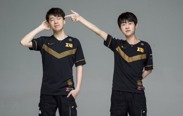 总决赛的关 总决赛的关