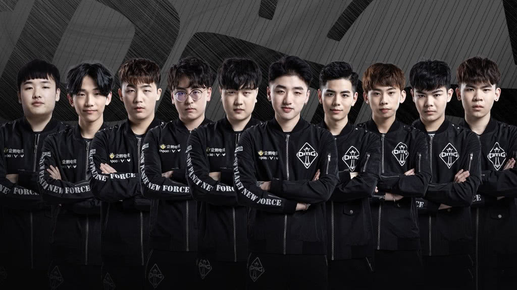 他们在家乡 他们在家乡