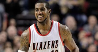 阿里纳斯认 阿里纳斯认