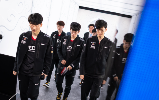 漏洞频频得 漏洞频频得